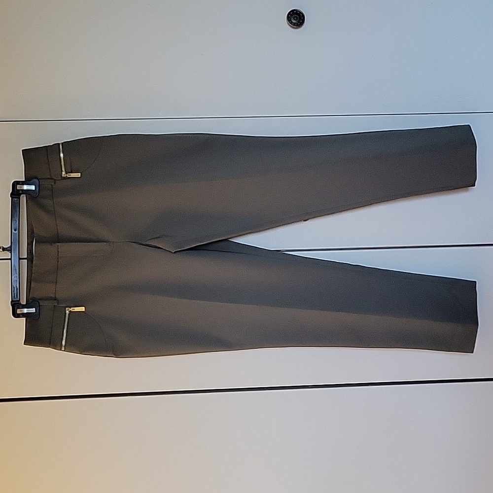 NWT Chaus green trouser pants